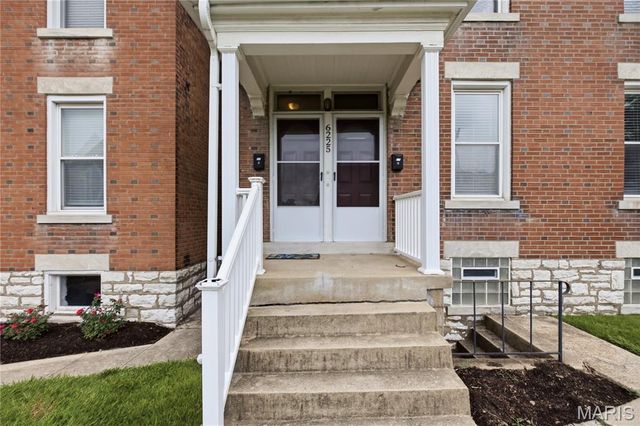 6225 Victoria Avenue, St Louis, MO 63139
