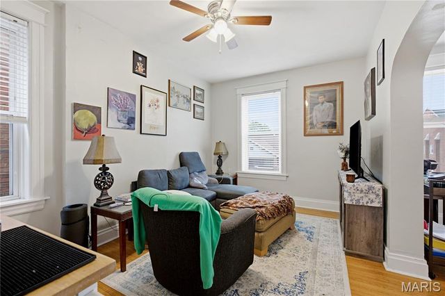 6225 Victoria Avenue, St Louis, MO 63139