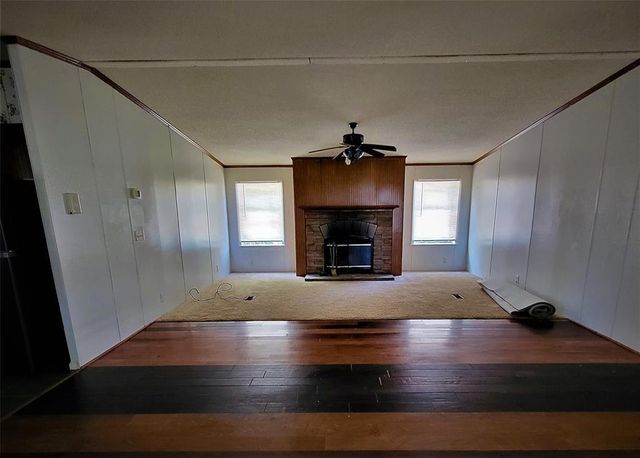 14536 Cochran Road, Waller, TX 77484