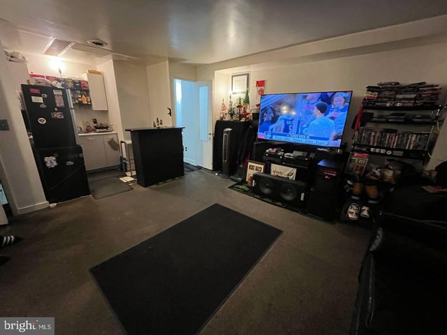 2258 N BROAD ST, Philadelphia, PA 19132