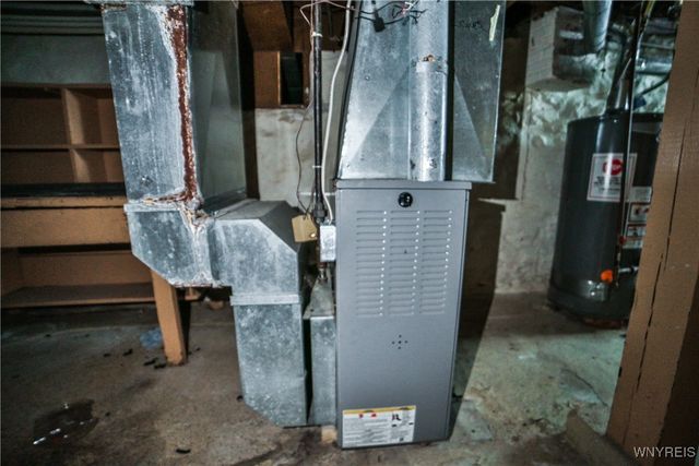 32 Edson Street, Buffalo, NY 14210