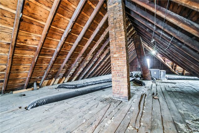 32 Edson Street, Buffalo, NY 14210