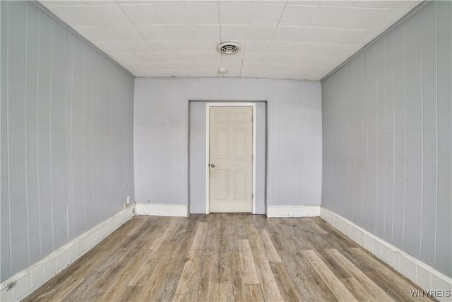 32 Edson Street, Buffalo, NY 14210