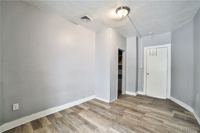 32 Edson Street, Buffalo, NY 14210