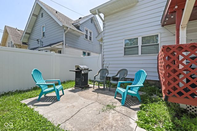 33 N Dearborn Street, Indianapolis, IN 46201