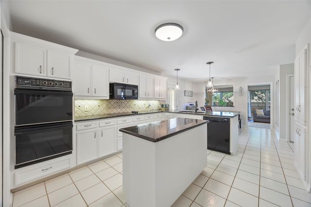 1325 Shores Circle, Rockwall, TX 75087