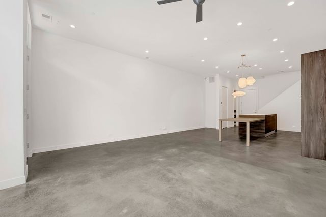 1017 N Cleveland Avenue 4, Chicago, IL 60610