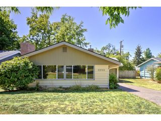 3050 KINCAID St, Eugene, OR 97405