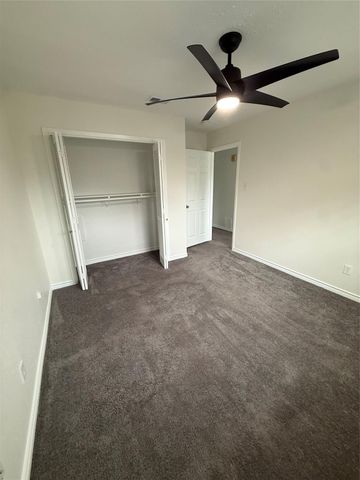 2318 Aprilmont Drive, Sugar Land, TX 77498