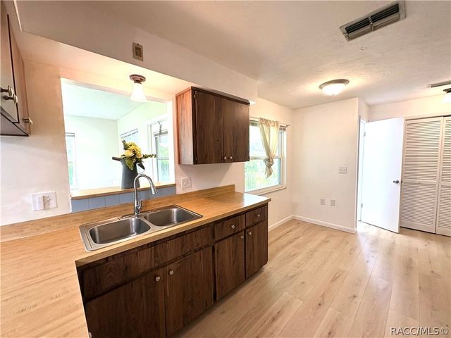 3123 N Maidencane Drive, Beverly Hills, FL 34465