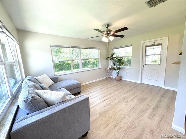 3123 N Maidencane Drive, Beverly Hills, FL 34465