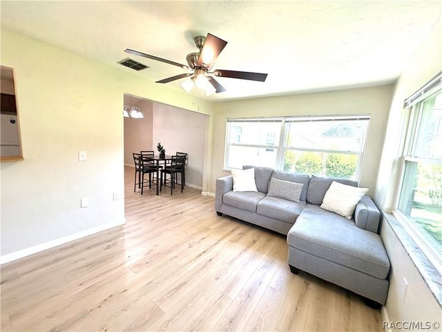 3123 N Maidencane Drive, Beverly Hills, FL 34465