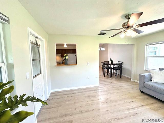3123 N Maidencane Drive, Beverly Hills, FL 34465