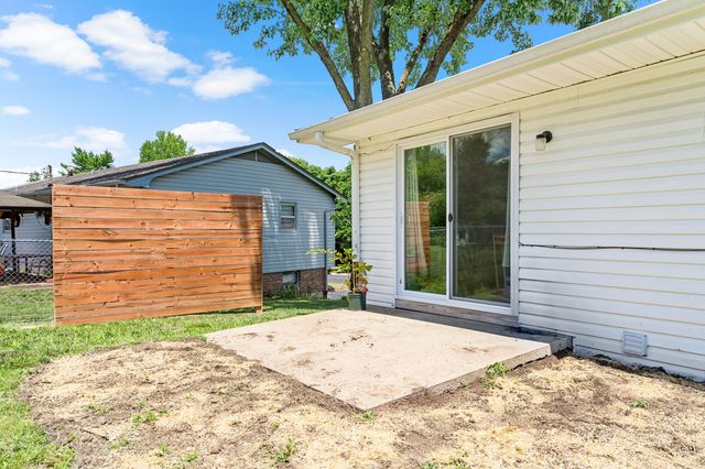 1905 GARDEN DR, Columbia, MO 65202