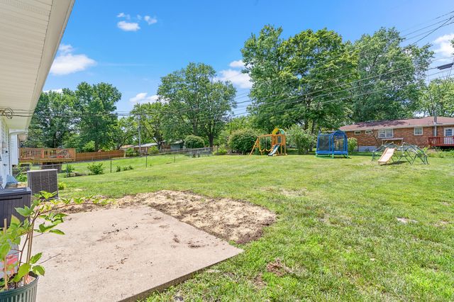 1905 GARDEN DR, Columbia, MO 65202