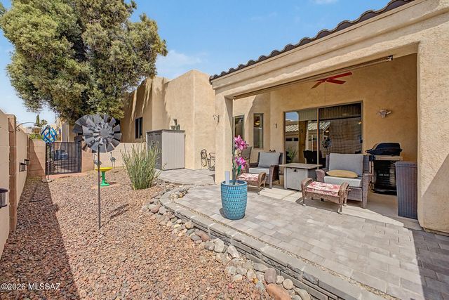 441 W Deerwood Lane, Green Valley, AZ 85614