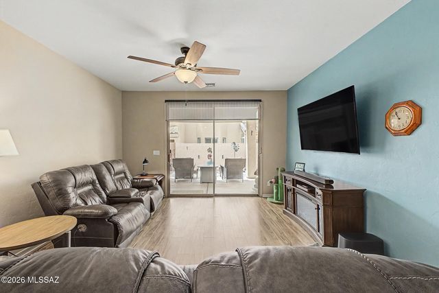 441 W Deerwood Lane, Green Valley, AZ 85614