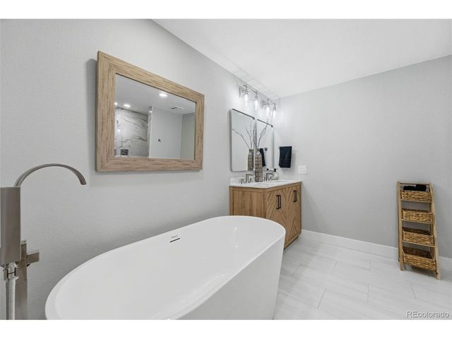 7295 S Steele Cir, Littleton, CO 80122