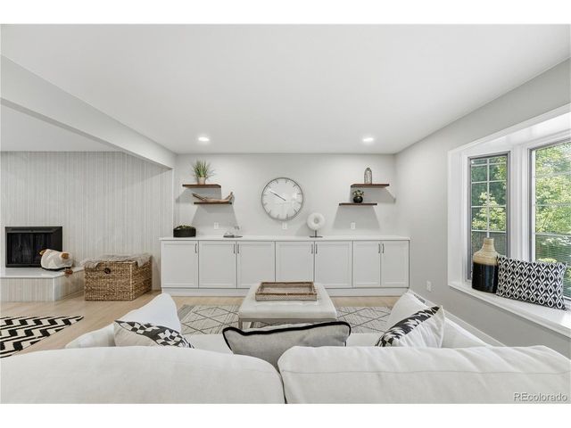 7295 S Steele Cir, Littleton, CO 80122