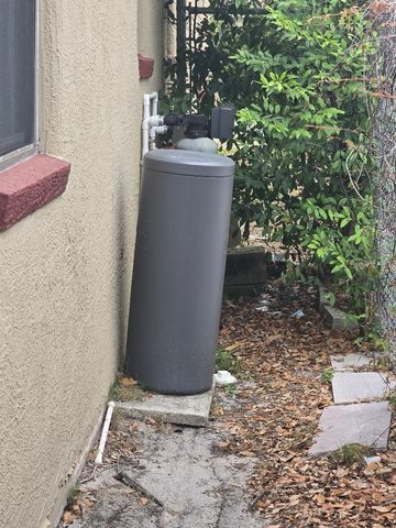 746 38TH AVENUE S, St Petersburg, FL 33705