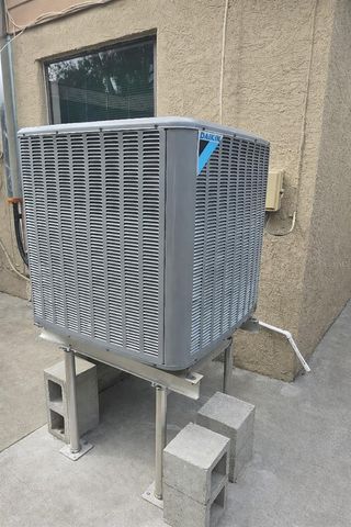 746 38TH AVENUE S, St Petersburg, FL 33705