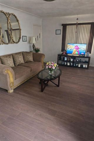 746 38TH AVENUE S, St Petersburg, FL 33705