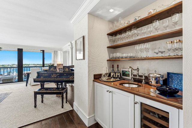 400 N Flagler Drive 903, West Palm Beach, FL 33401