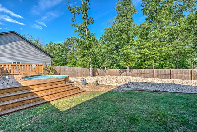 37 Forfar Circle, Bella Vista, AR 72715