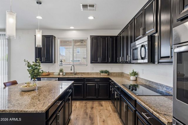 12018 W OVERLIN Lane, Avondale, AZ 85323
