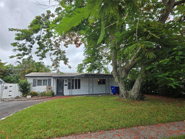 1131 N 75th Avenue, Hollywood, FL 33024