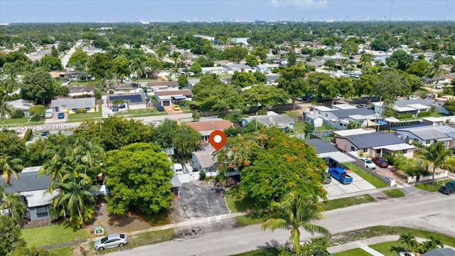 1131 N 75th Avenue, Hollywood, FL 33024