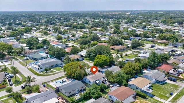 1131 N 75th Avenue, Hollywood, FL 33024