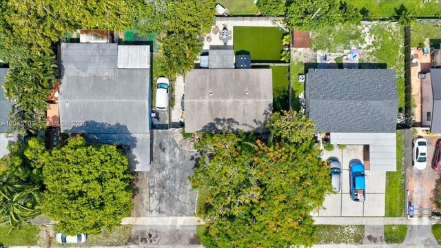1131 N 75th Avenue, Hollywood, FL 33024
