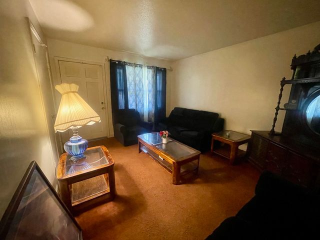198 LORAINE RD, Memphis, TN 38109