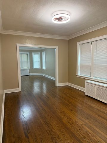 10240 S Eberhart Avenue 1, Chicago, IL 60628
