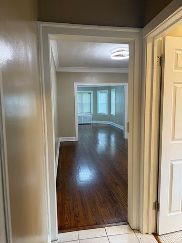 10240 S Eberhart Avenue 1, Chicago, IL 60628