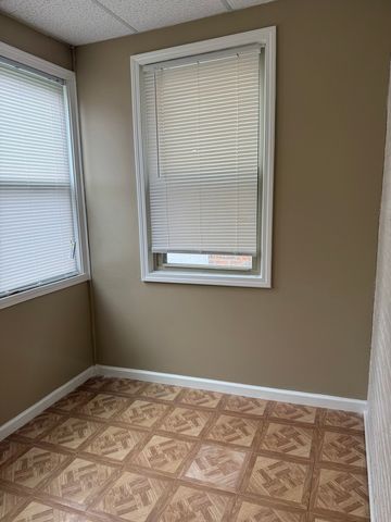 10240 S Eberhart Avenue 1, Chicago, IL 60628