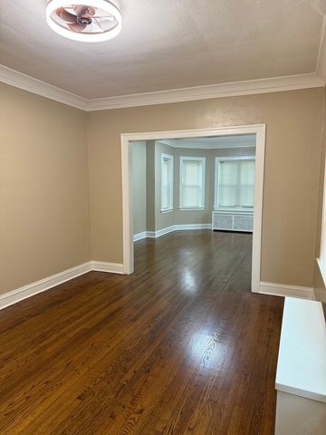 10240 S Eberhart Avenue 1, Chicago, IL 60628