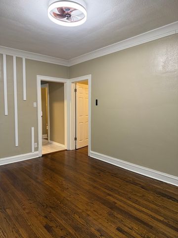 10240 S Eberhart Avenue 1, Chicago, IL 60628