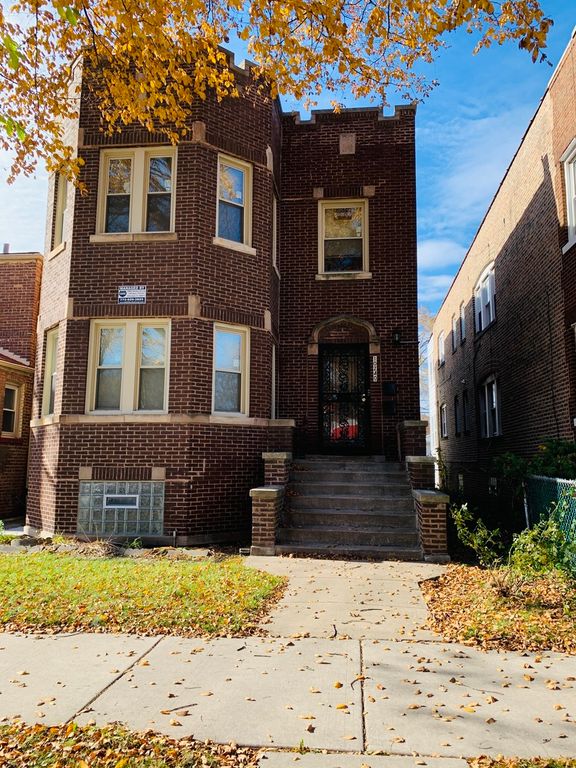 10240 S Eberhart Avenue 1, Chicago, IL 60628