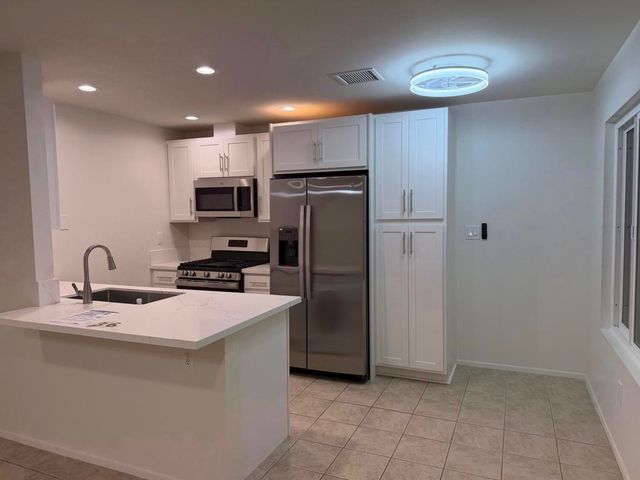 82567 Avenue 48 36, Indio, CA 92201