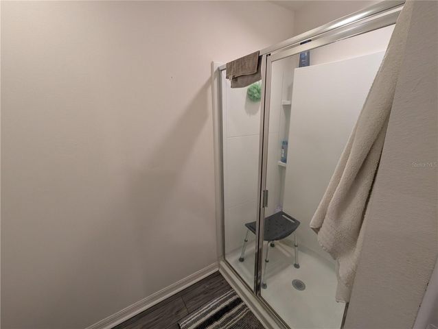 1556 WYNFORD CIRCLE, Tavares, FL 32778