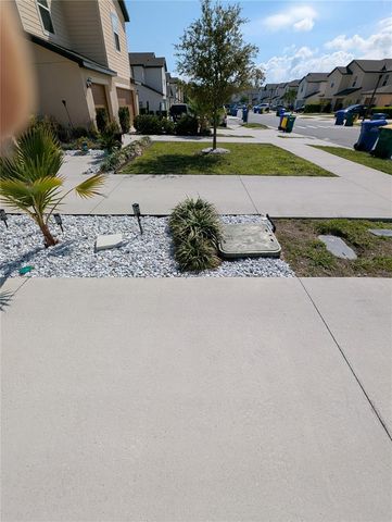 1556 WYNFORD CIRCLE, Tavares, FL 32778