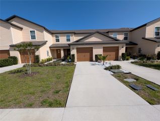 1556 WYNFORD CIRCLE, Tavares, FL 32778