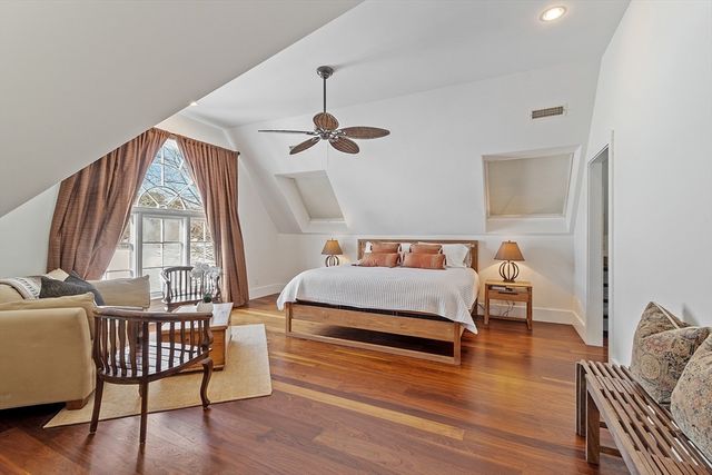 1409 Monument St, Concord, MA 01742