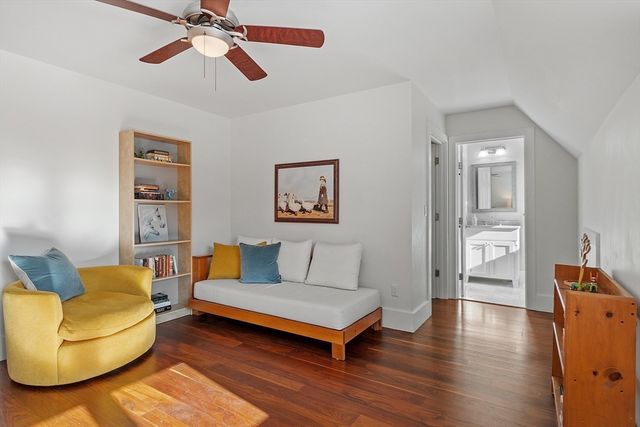 1409 Monument St, Concord, MA 01742