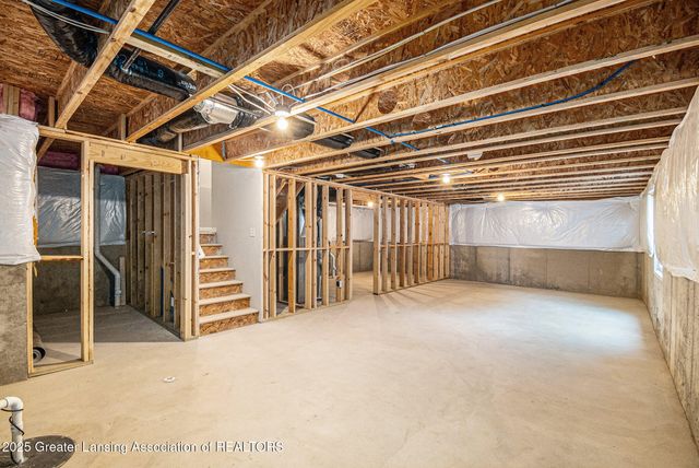 2984 Moccasin Drive, Dewitt, MI 48820