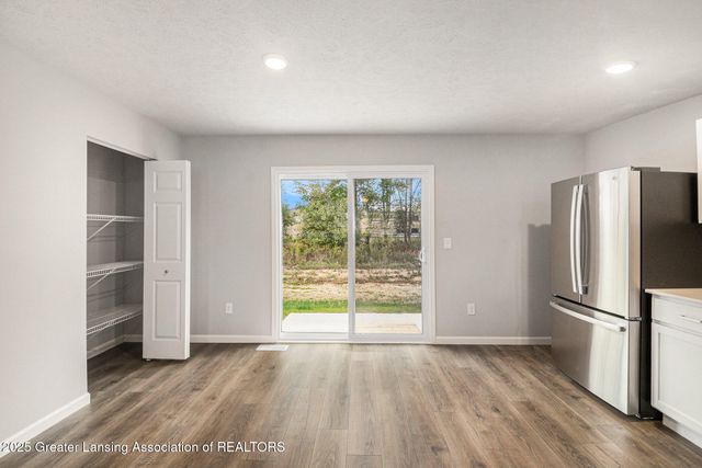 2984 Moccasin Drive, Dewitt, MI 48820