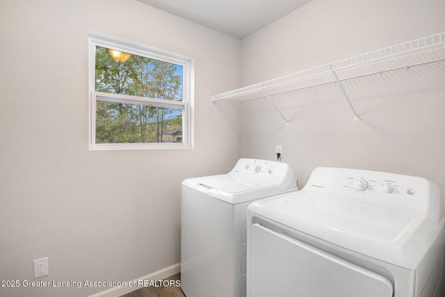 2984 Moccasin Drive, Dewitt, MI 48820