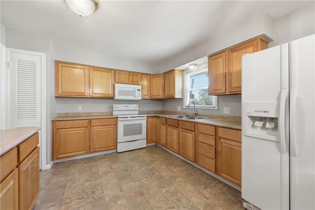 15309 E 42ND Terrace S, Independence, MO 64055